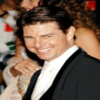 Tom Cruise Na Odlascima Na Godišnjoj Svečanoj Otvorenoj Večeri Gala Mode I Fantazije, Institut Za Kostim